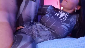 Spider-Man girl Enni Road appeared in my room for me to fuck her [COSPLAY]