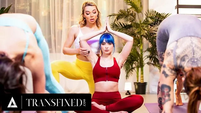 Yoga Teacher Emma Rose Gets Caught Fucking Jewelz Blu in a Public Yog...