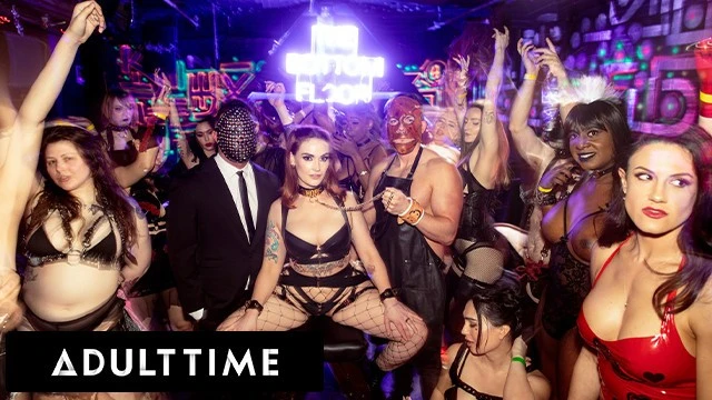 Siri Dahl en POV : Soirée torride et intime en vue subjective