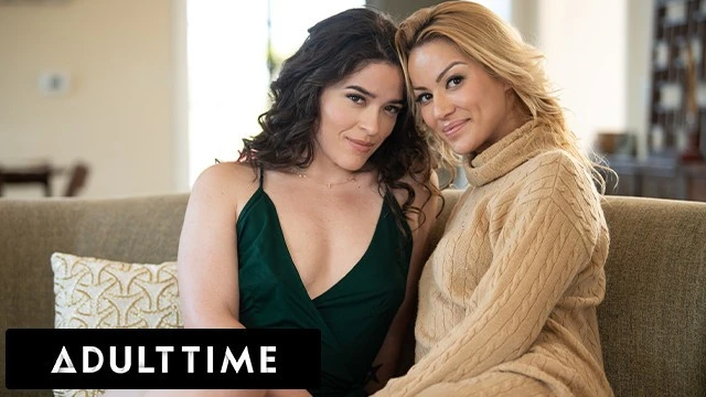 Victoria Voxxx e Cherry Kiss: leccate di figa intensa e sensuale