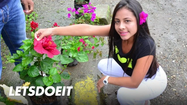 Maria Antonia Alzate, baise intense avec une brune sexy