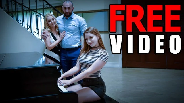 3 planes tabú: el joven ayuda a sus padres a reconciliarse