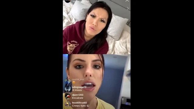 Adriana Chechik : Plan Q ultra chaud en plein confinement