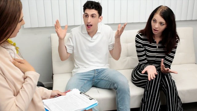 "Docteure Kenzie Love initie ses demi-frères et sœurs à la passion"