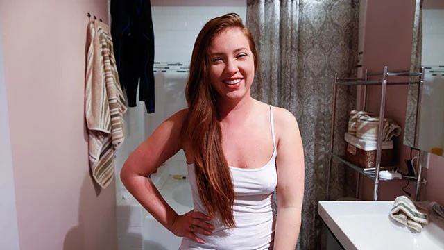 Sultry Stepsis se fait baiser par Stepbro pour protéger ses secrets coquins