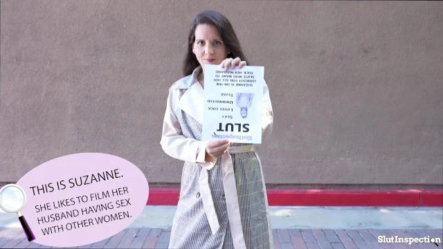 Inspection coquine d’un gadget excitant