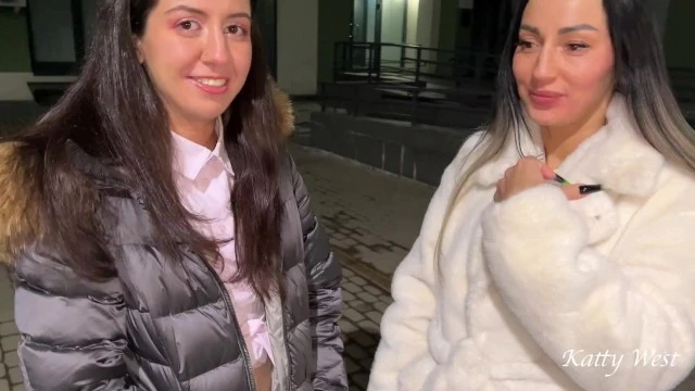 "Scorching 3 plan with two sexy bombs after an appointment"