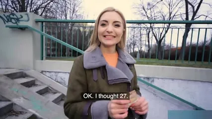 Caty Kuss - heißer Russisch zeigt ihre tiefste Liebe