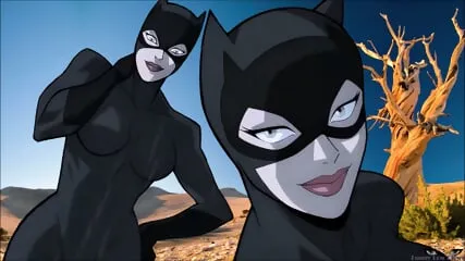 "Catwoman Anime Ballbusting Batman - Alexandra Cat Kick Balls Vidéo Hardcore"